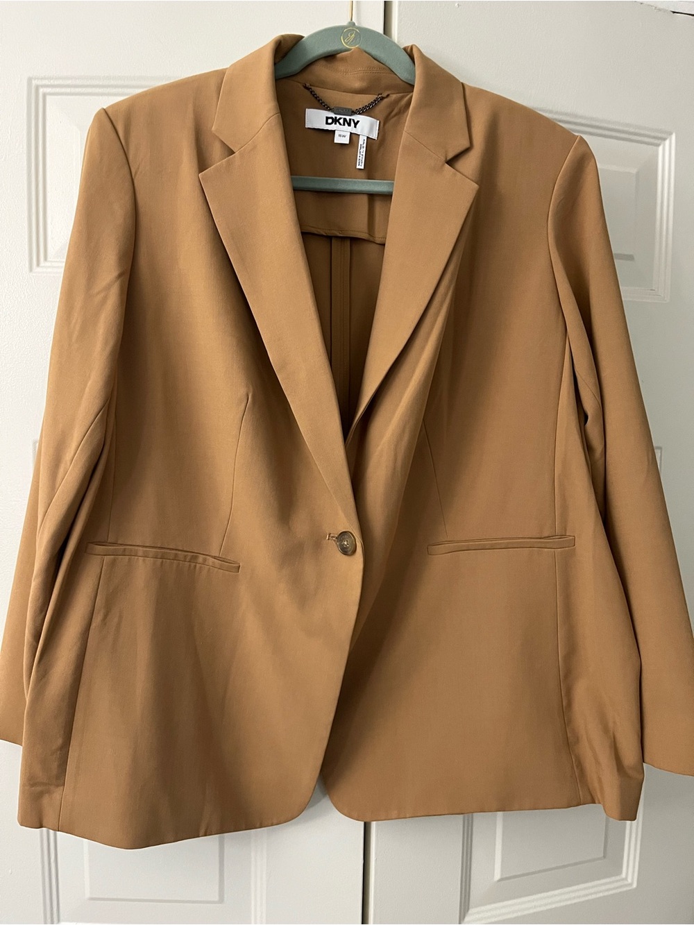DKNY 2X NWOT Camel Blazer
